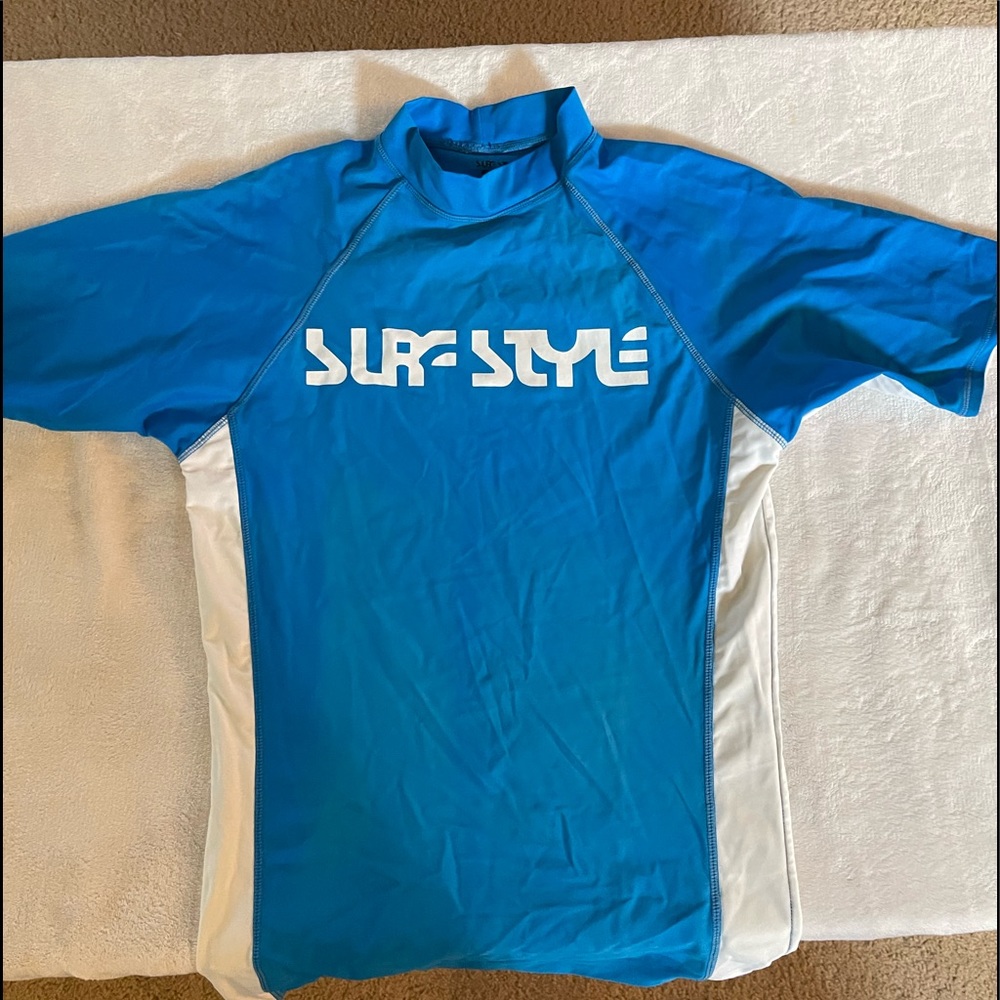 💧🐬🐳💦🏄‍♂️Swim top surfing shirt